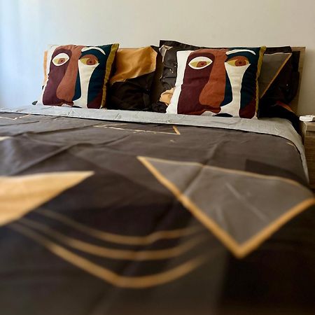 Snug Apartament 雅西 外观 照片