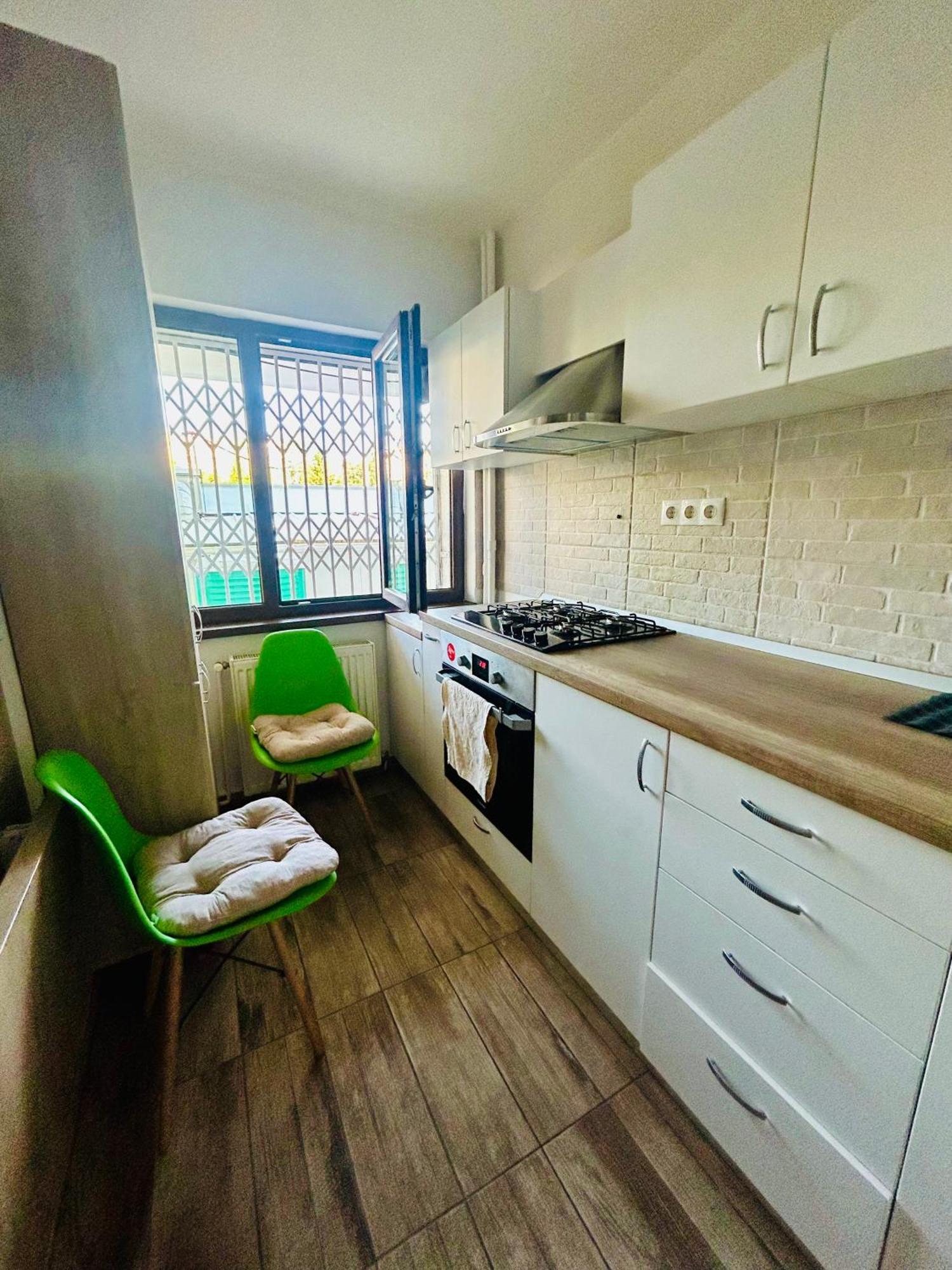 Snug Apartament 雅西 外观 照片